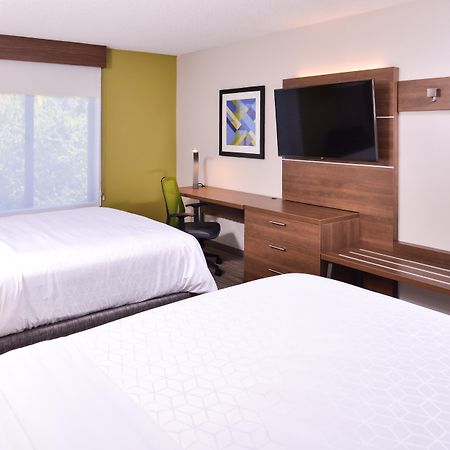 Holiday Inn Express Hotel & Suites Tampa-Anderson Road-Veterans Exp By Ihg West Chase Exteriér fotografie