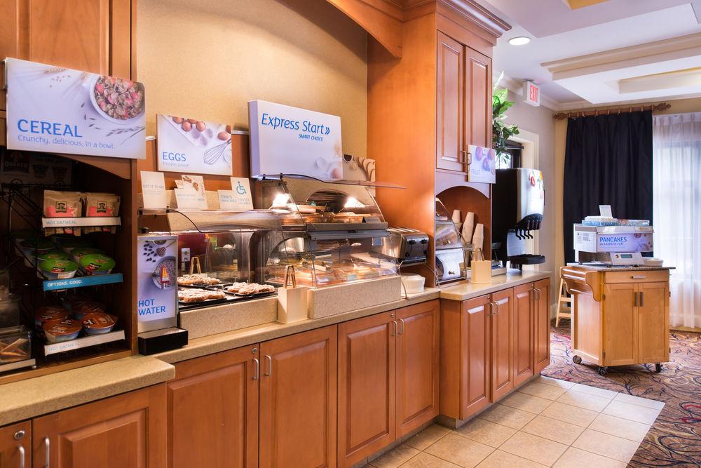 Holiday Inn Express Hotel & Suites Tampa-Anderson Road-Veterans Exp By Ihg West Chase Exteriér fotografie
