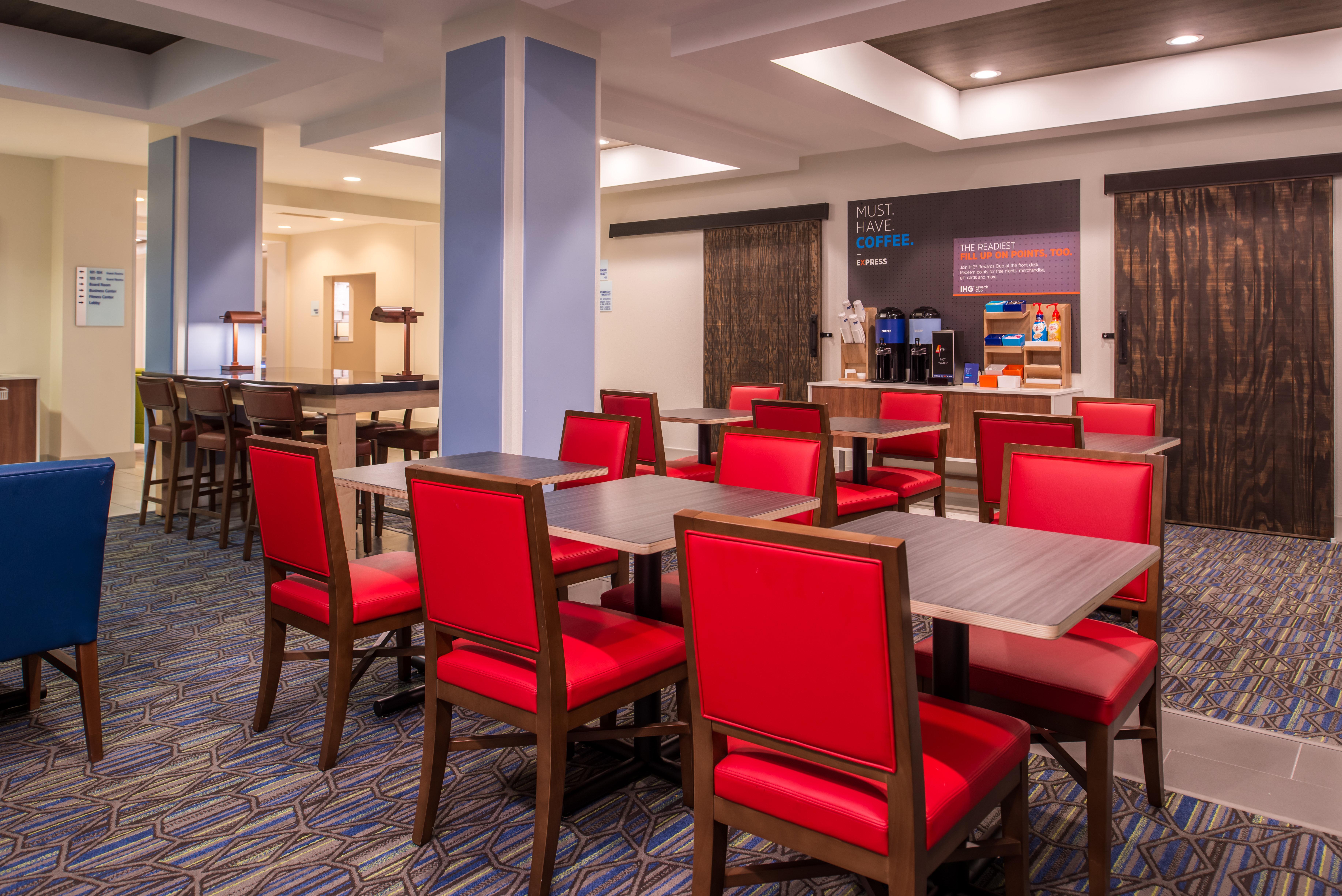 Holiday Inn Express Hotel & Suites Tampa-Anderson Road-Veterans Exp By Ihg West Chase Exteriér fotografie