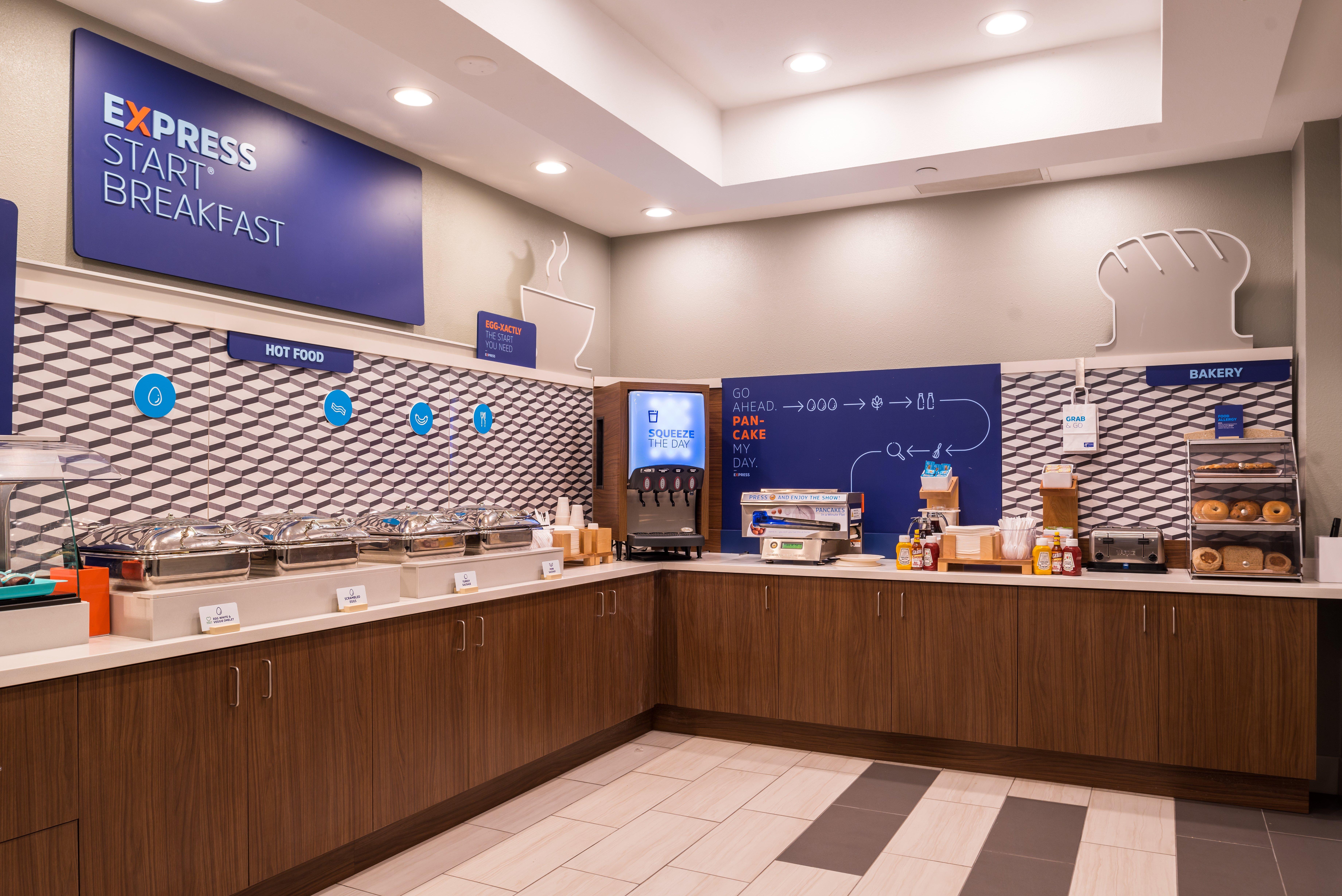 Holiday Inn Express Hotel & Suites Tampa-Anderson Road-Veterans Exp By Ihg West Chase Exteriér fotografie