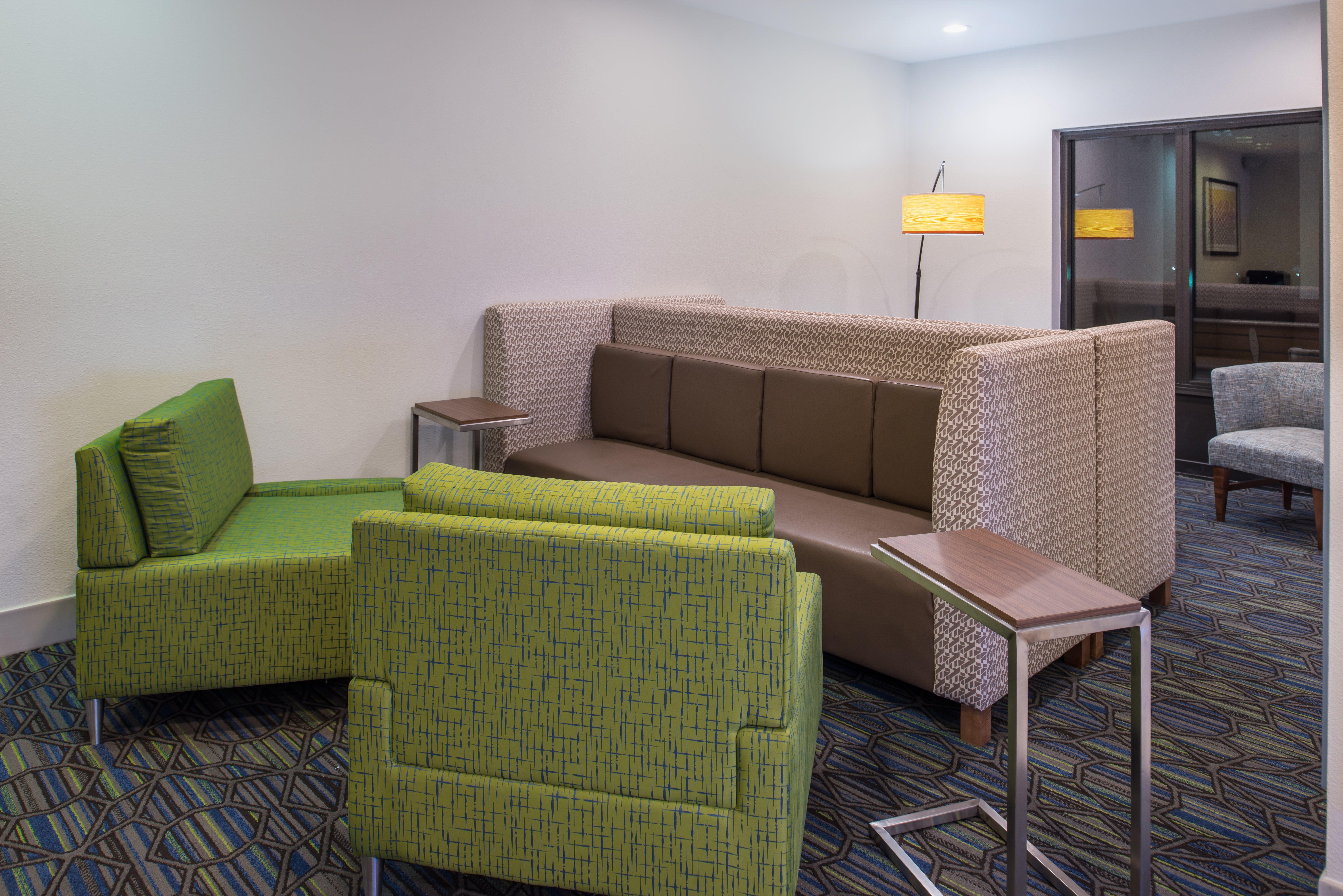 Holiday Inn Express Hotel & Suites Tampa-Anderson Road-Veterans Exp By Ihg West Chase Exteriér fotografie